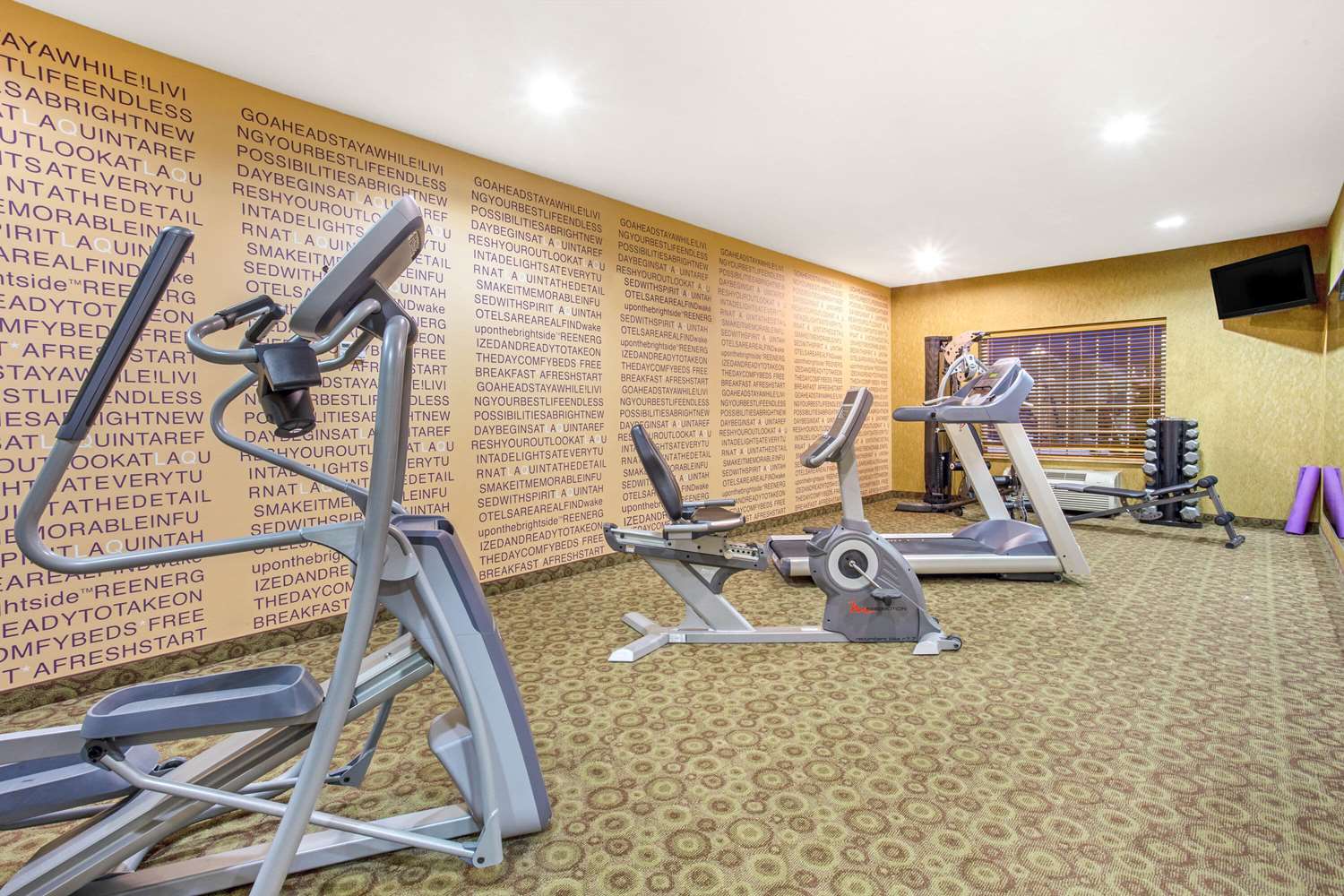 La Quinta Inn & Suites by Wyndham Dickinson 32/50