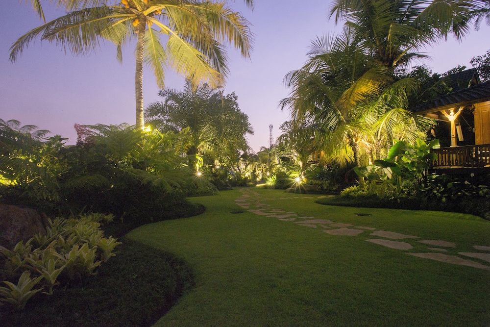 Ubud Valley Boutique Resort 52/64
