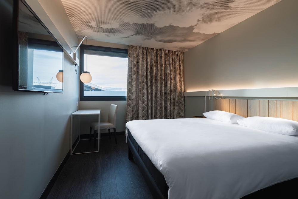 ibis Lyon Meyzieu 16/50