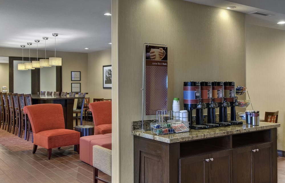 Hampton Inn Provo 30/34