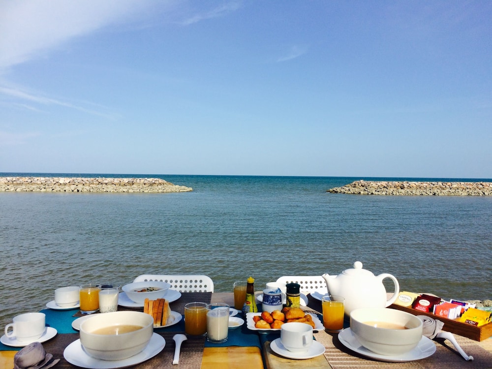 Chomtalay Resort At Had Chaosamran Beach 15/34