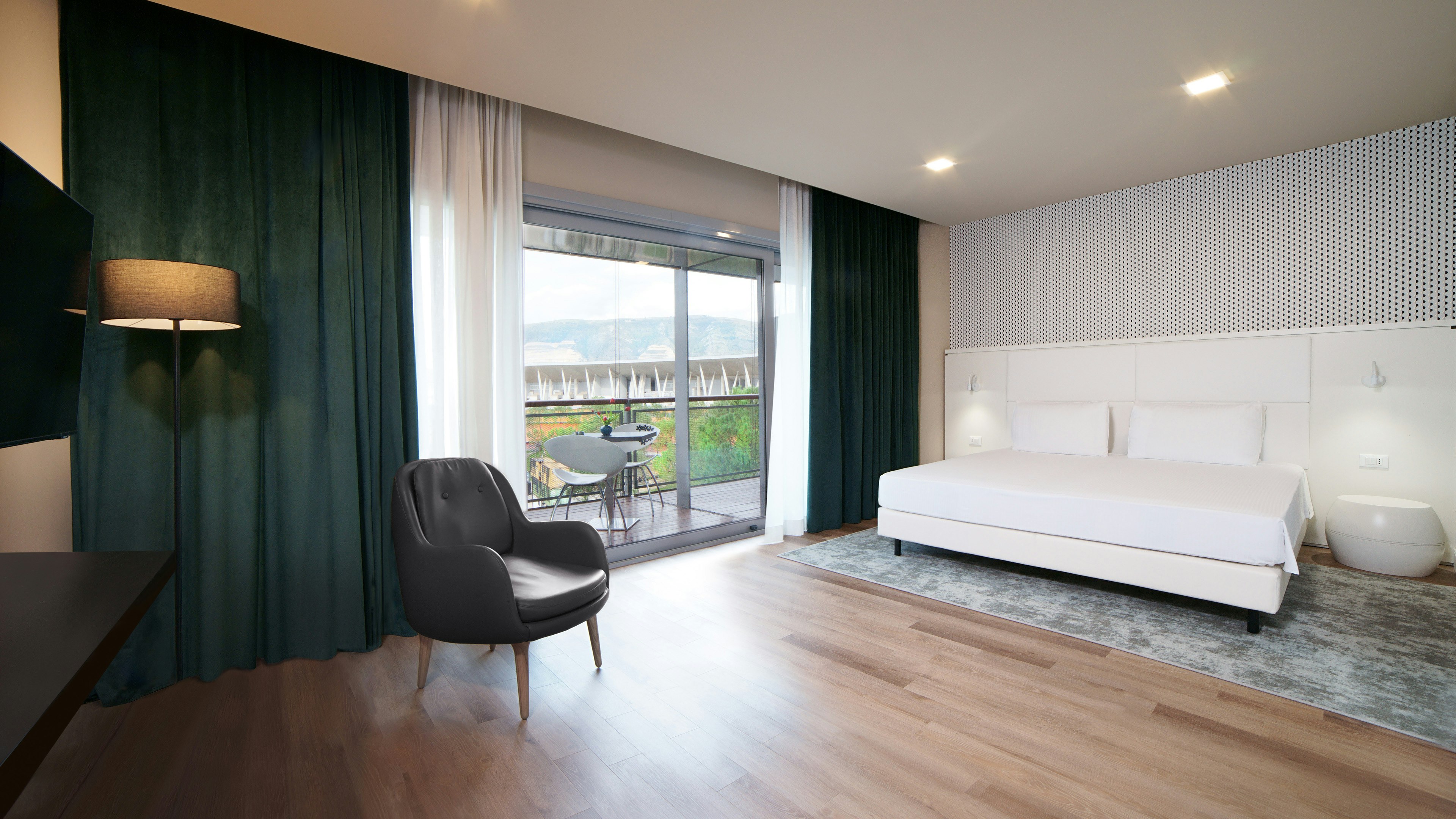 Junior Suite, King Bed, Square View