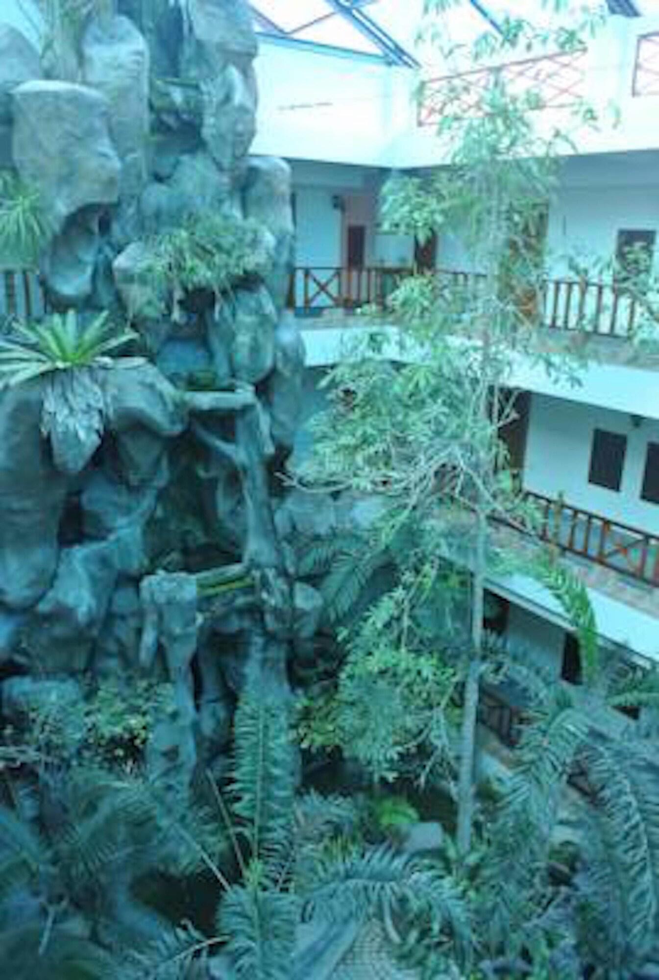 Chaikanathani Hotel 24/25