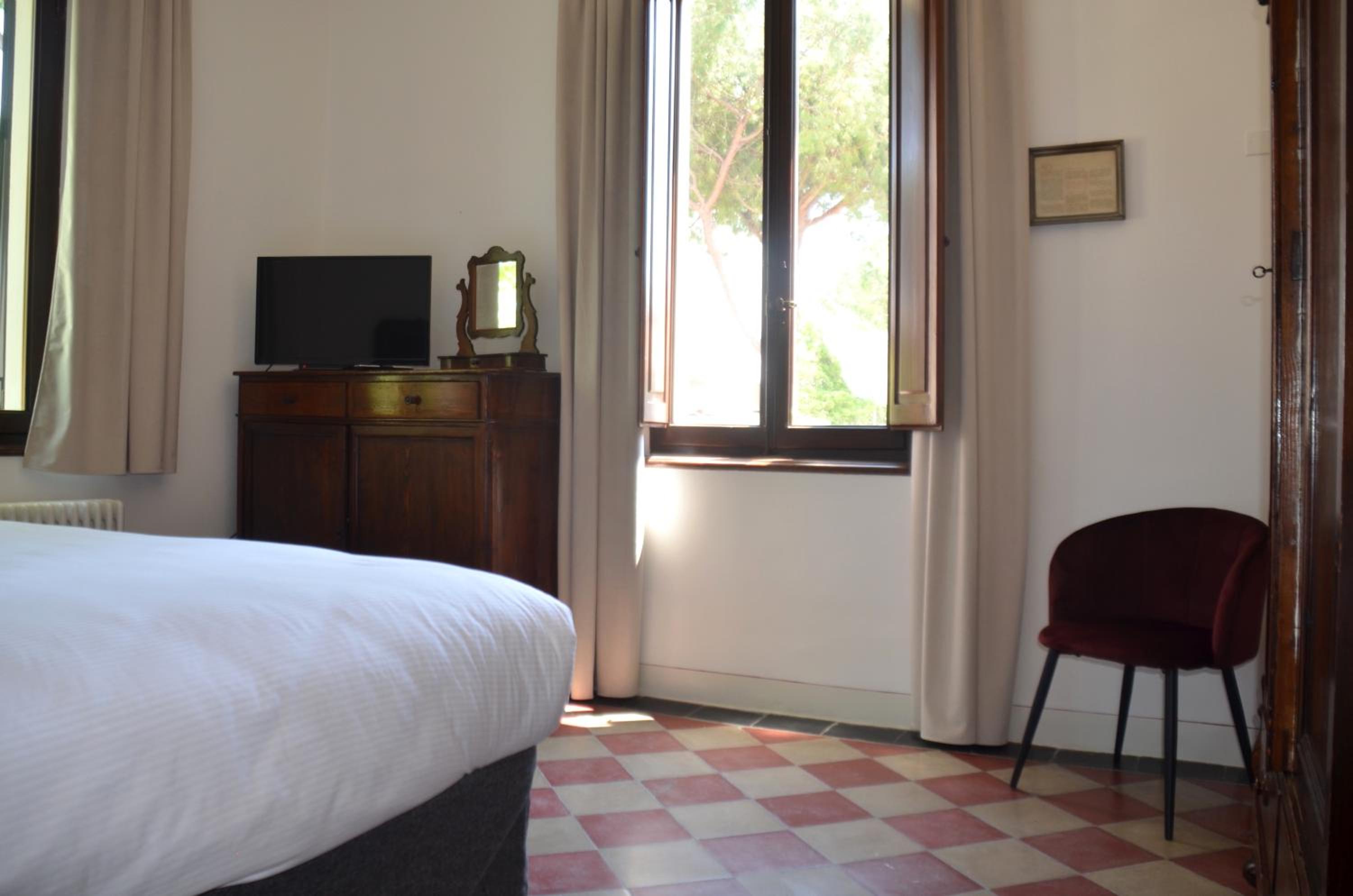 شقة سوبيريور، Hotel Select Suites & Spa 3/10