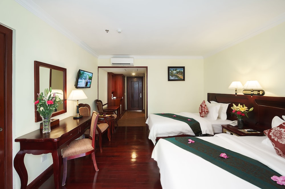 SMILING HOTEL AND SPA 16/50