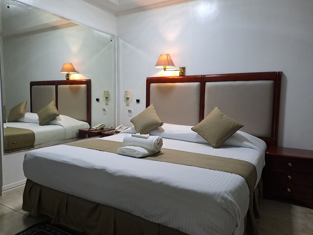 Wild Orchid Resort 26/83