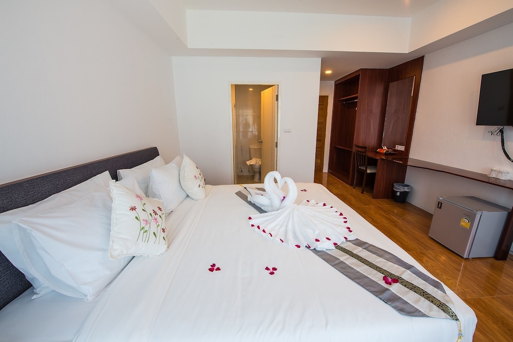 Royal Train Garden Resort 9/50