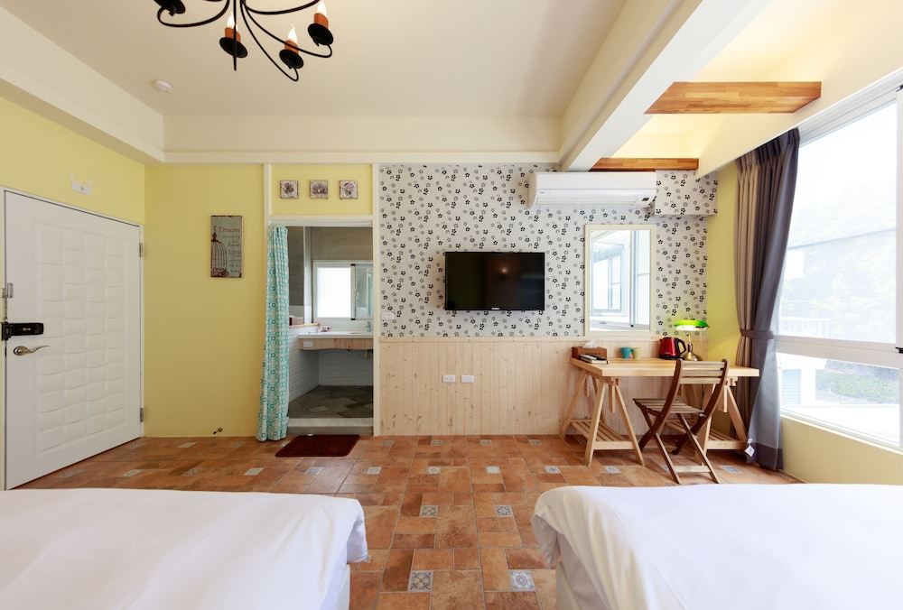Oia Cafe B&amp;B 31/73