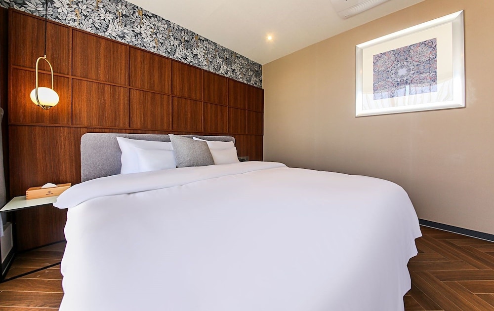 Hotel Yaja Chungmu Jagalchi 16/44