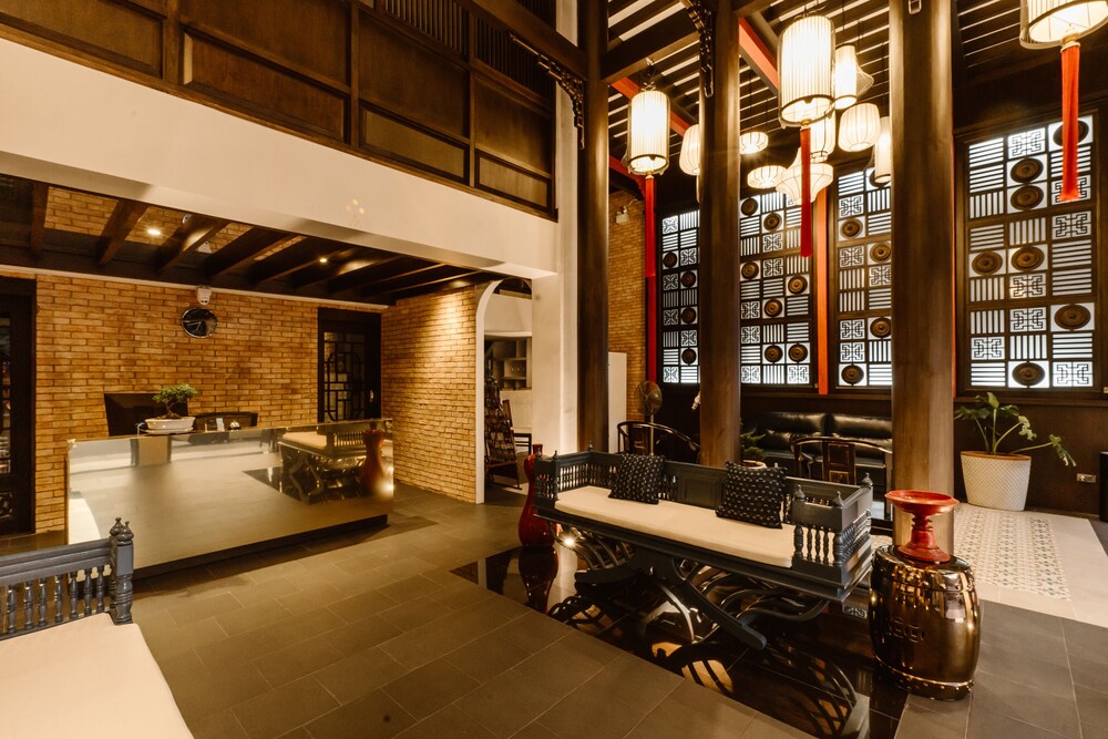 Saran Boutique Hotel Thapae 46/46