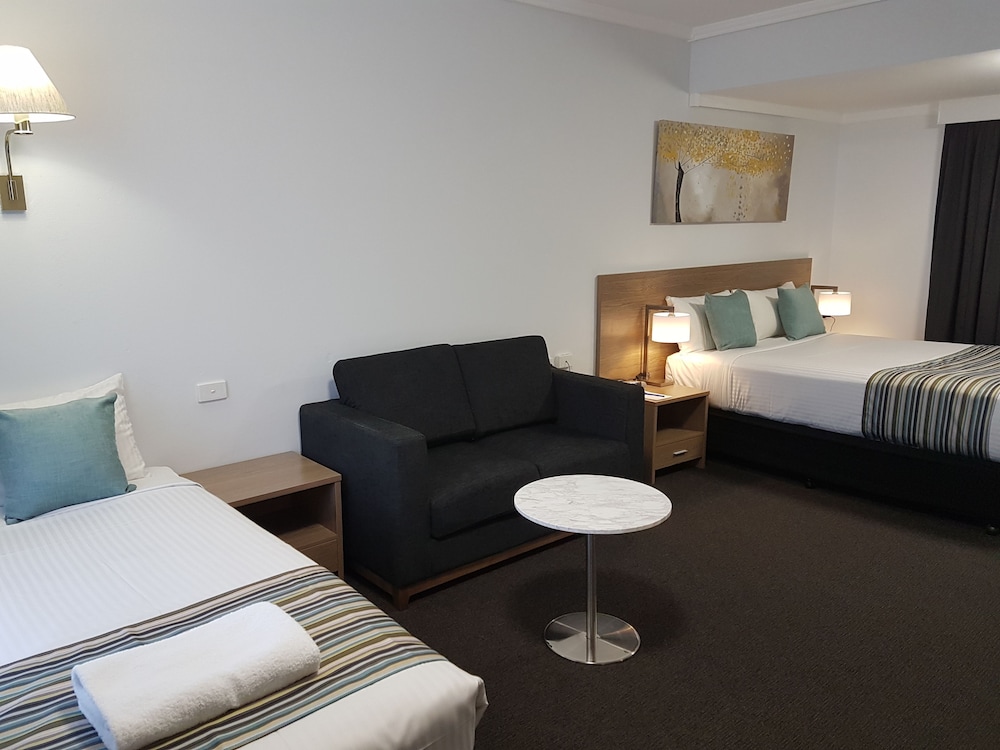Mid City Motor Inn Singleton 23/47