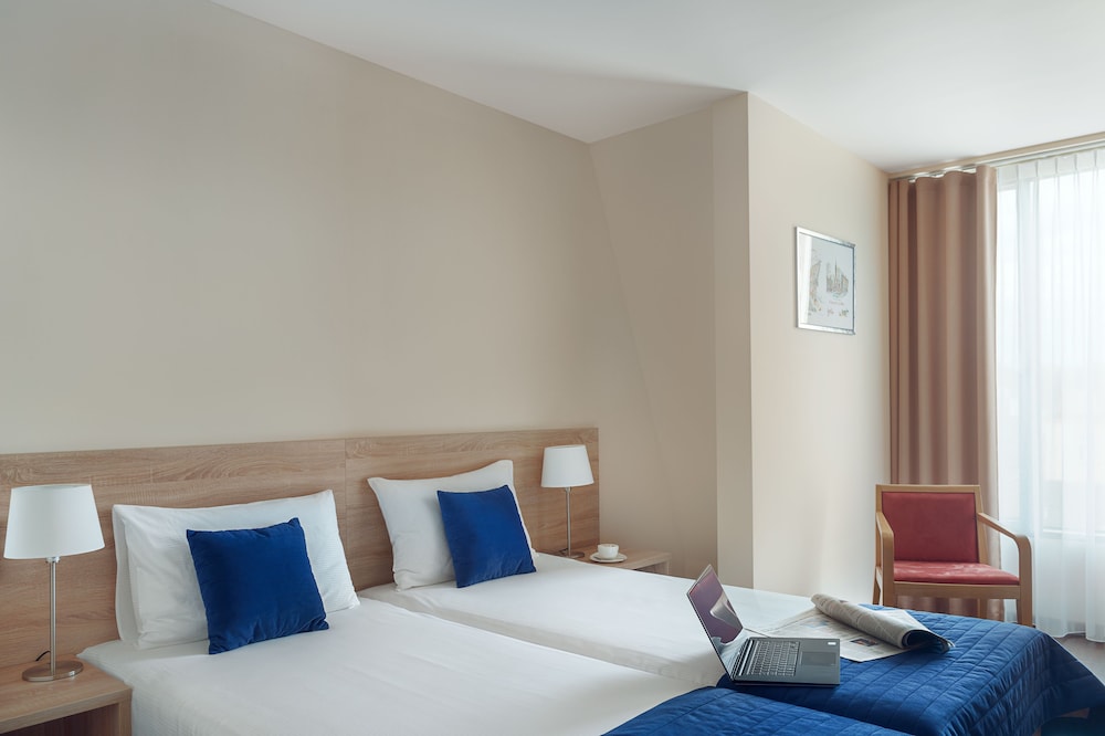 Molo Hotel 16/65