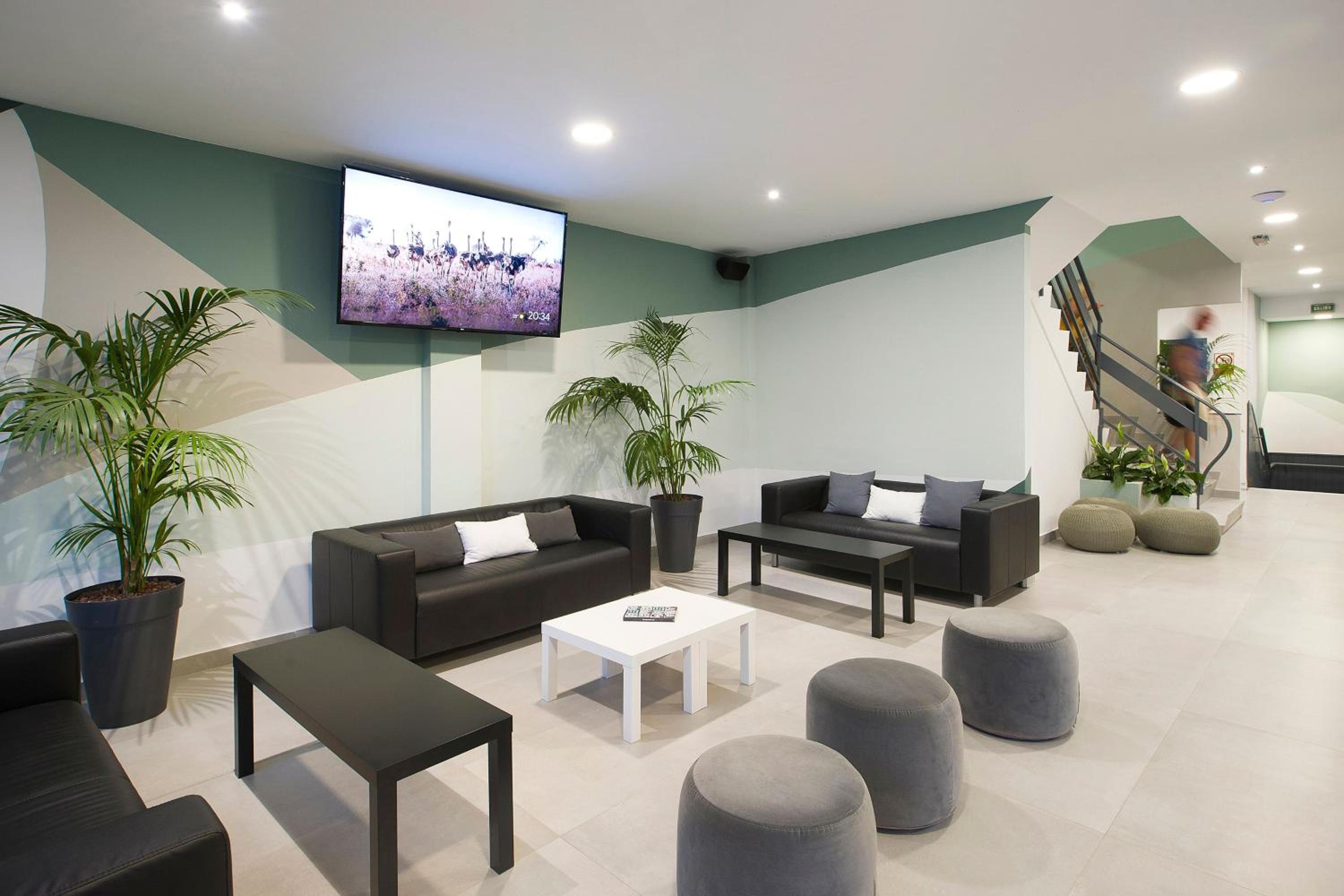 Hotel Base Ibiza 36/45