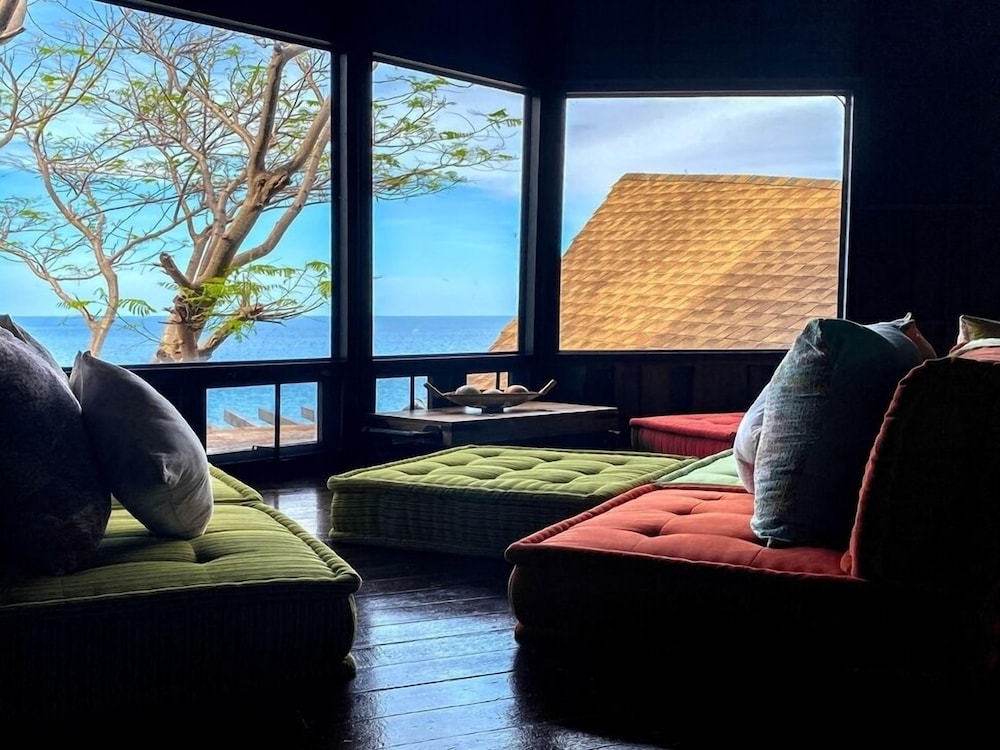 Koh Tao Cabana 38/54