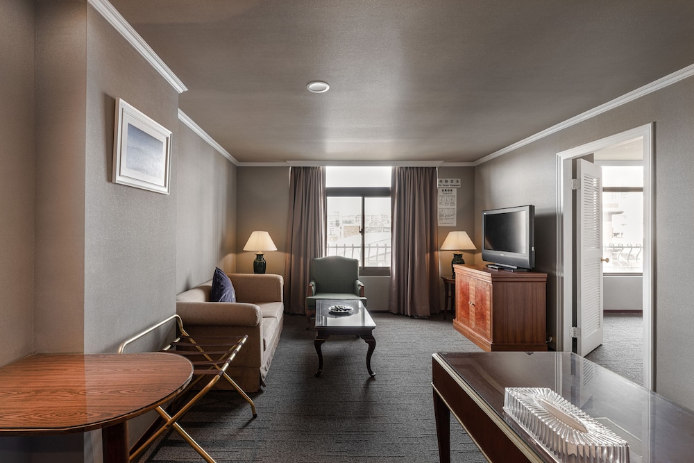 Hotel J Metropolis 47/54