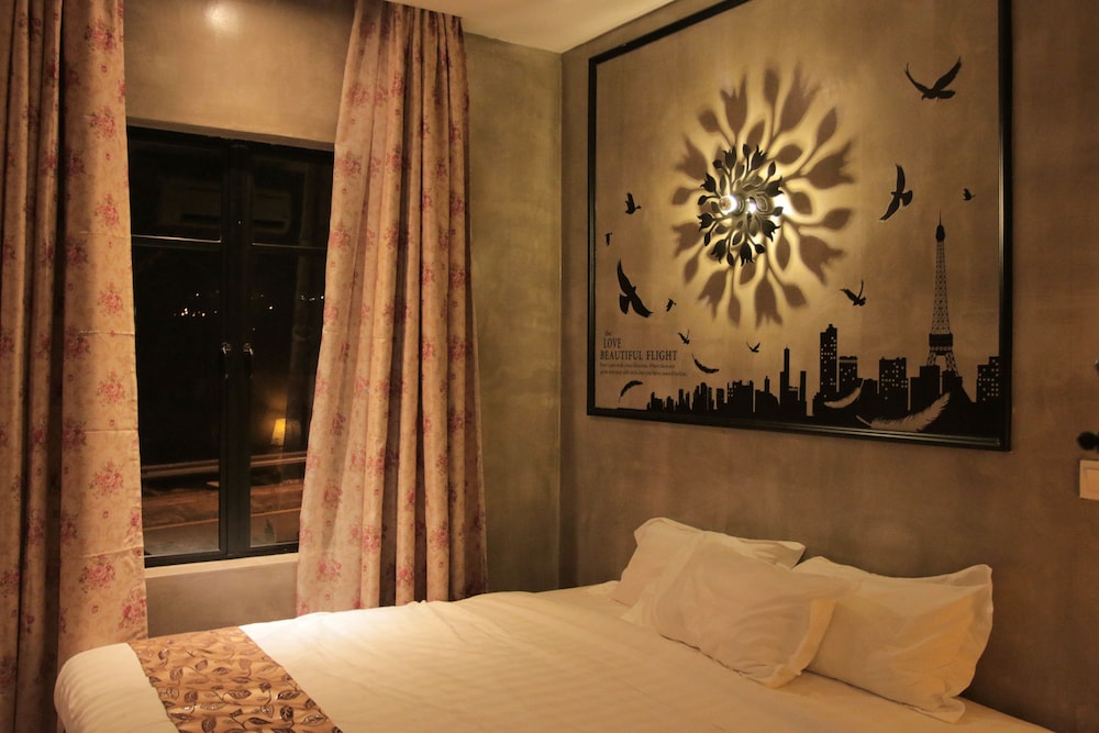 Just In Hotel 14/29