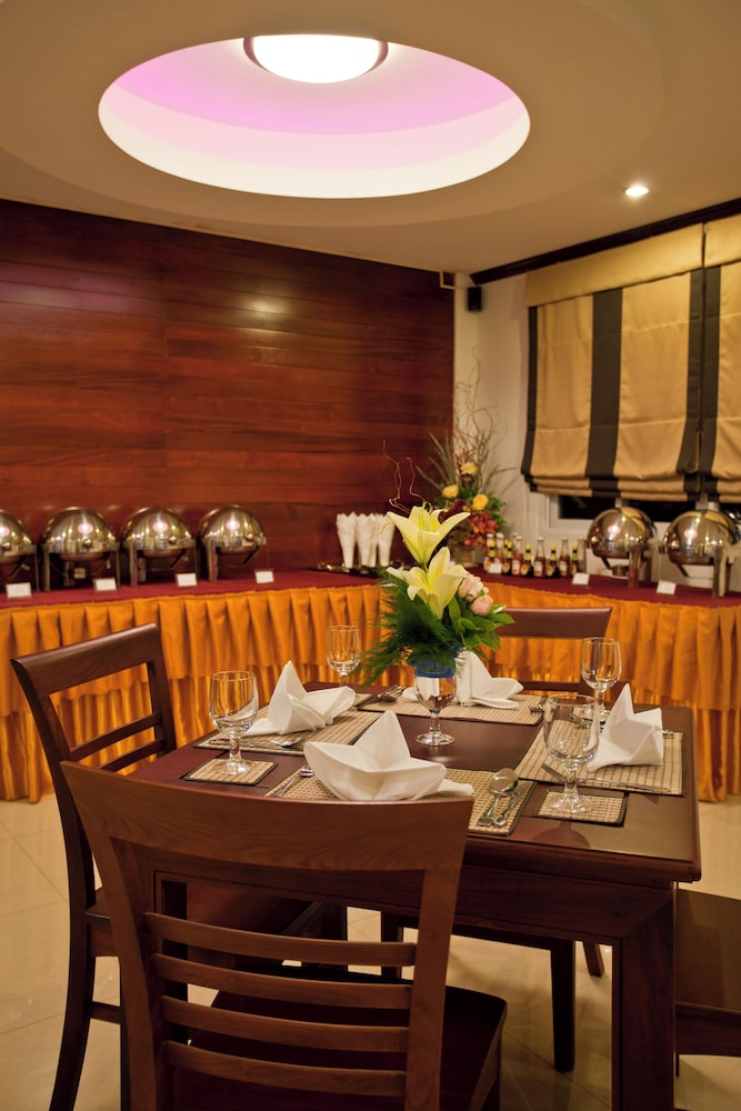 Lao Golden Hotel 45/53