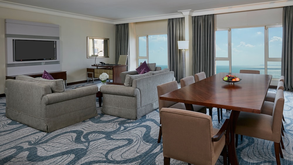InterContinental Doha Beach and Spa 42/82