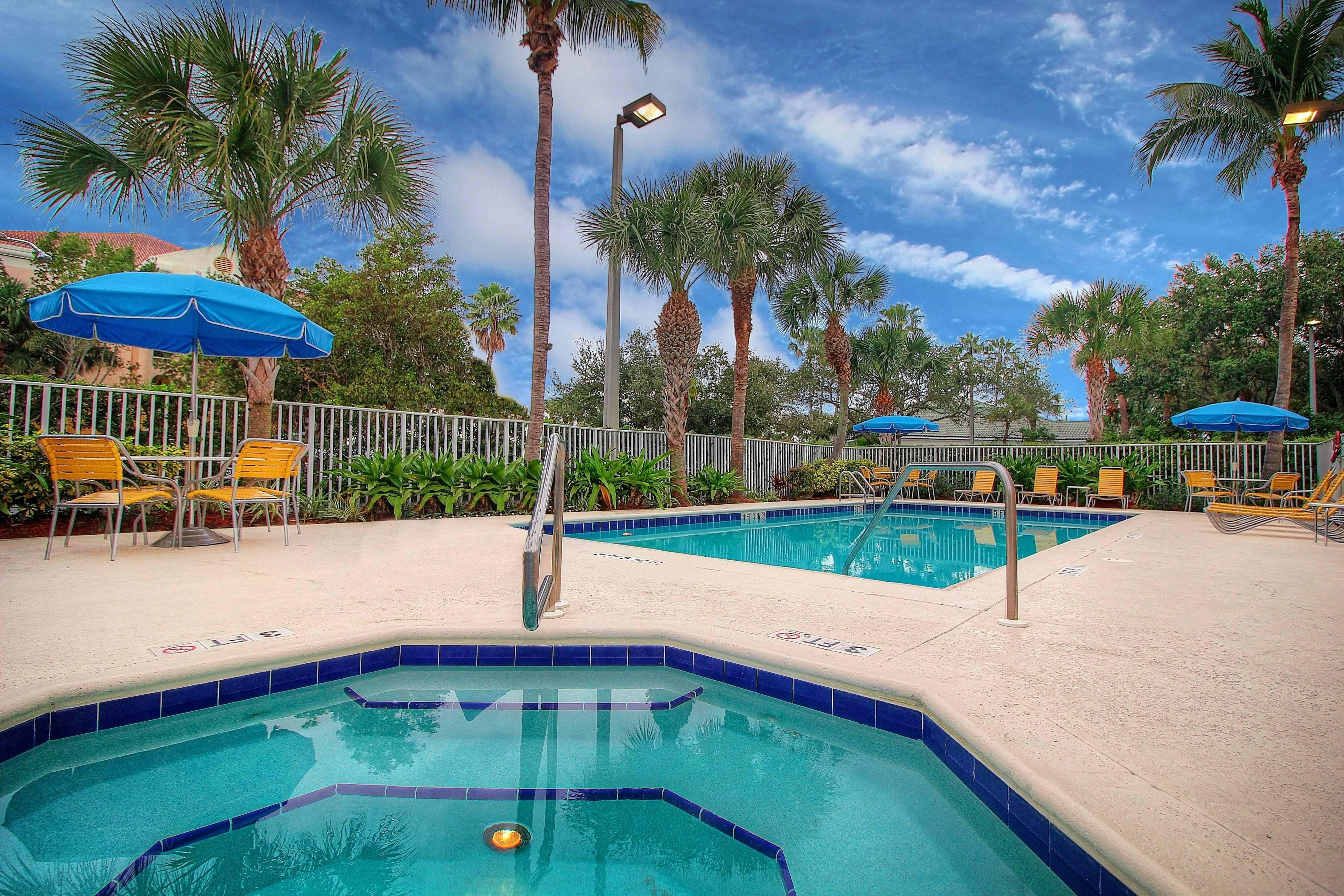 Fairfield Inn & Suites West Palm Beach Jupiter 36/37