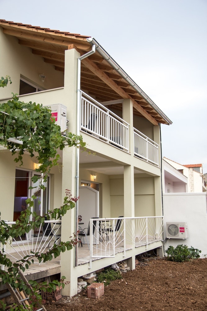 Apartments Mandy 1/44