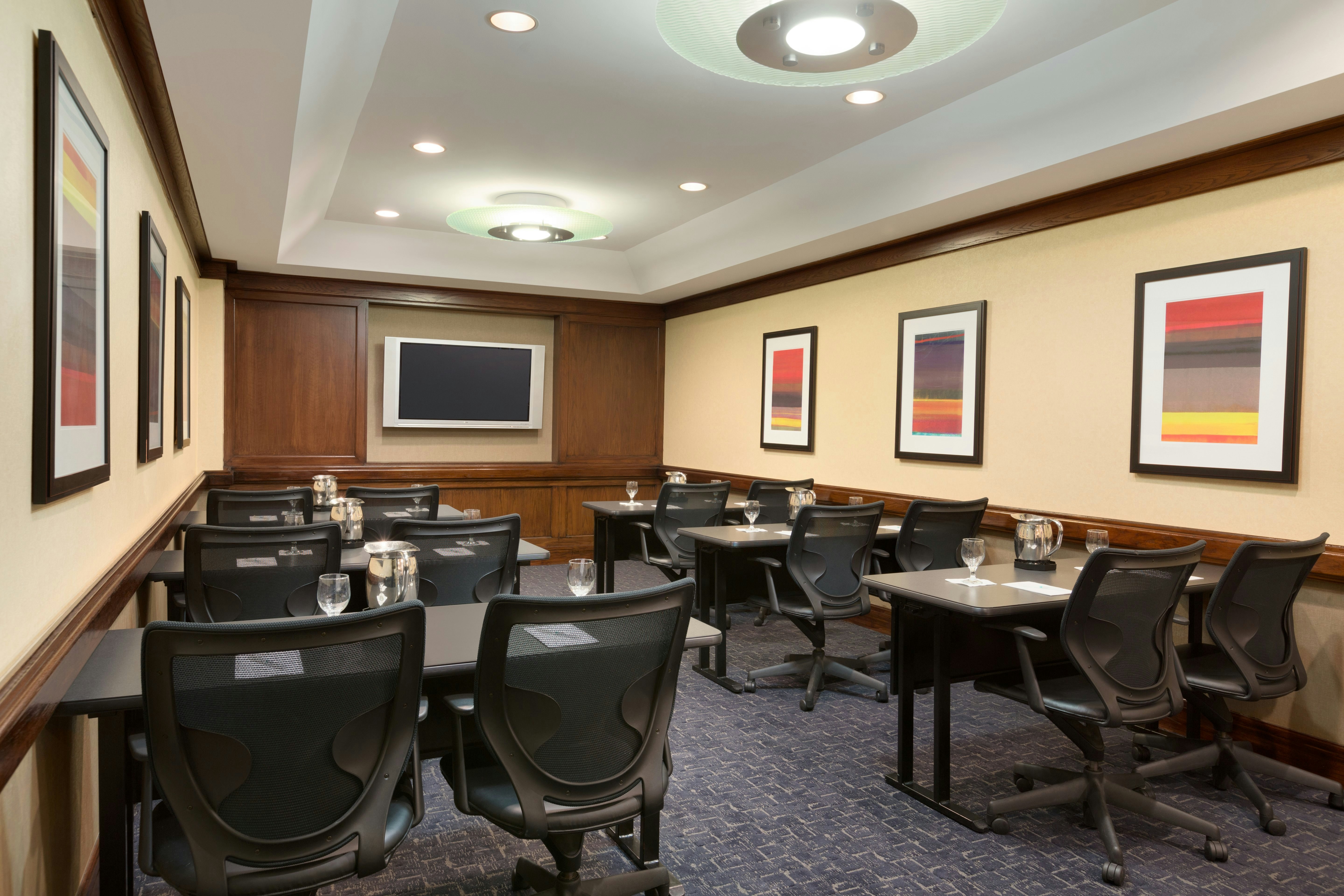Embassy Suites by Hilton Chicago North Shore Deerfield 54/65