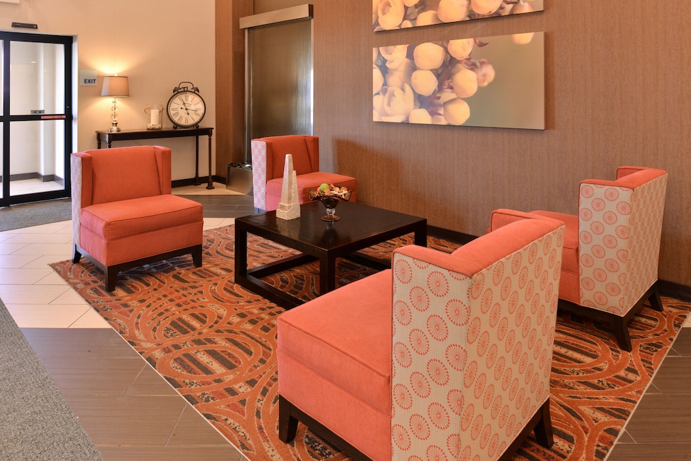 Holiday Inn Express And Suites Indianapolis W Airport Area 43/65