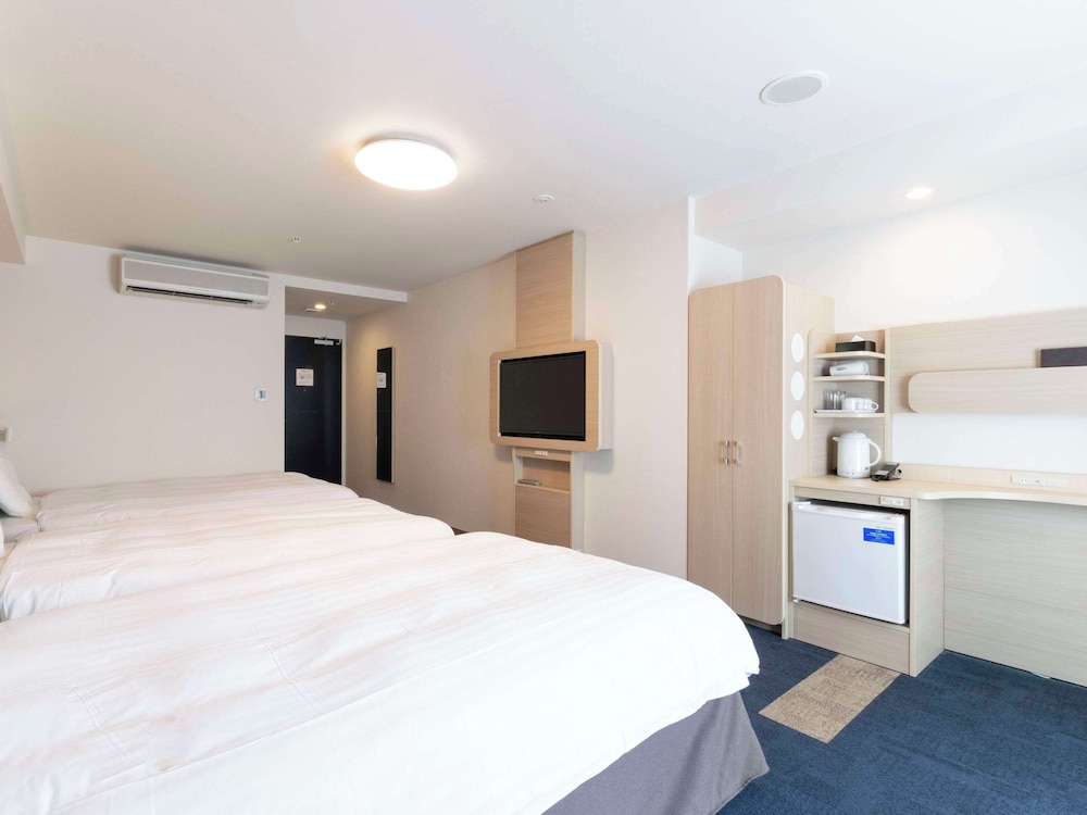 غرفة بثلاثة أسرّة مع أريكة، Comfort Hotel Era Kobe Sannomiya 3/7
