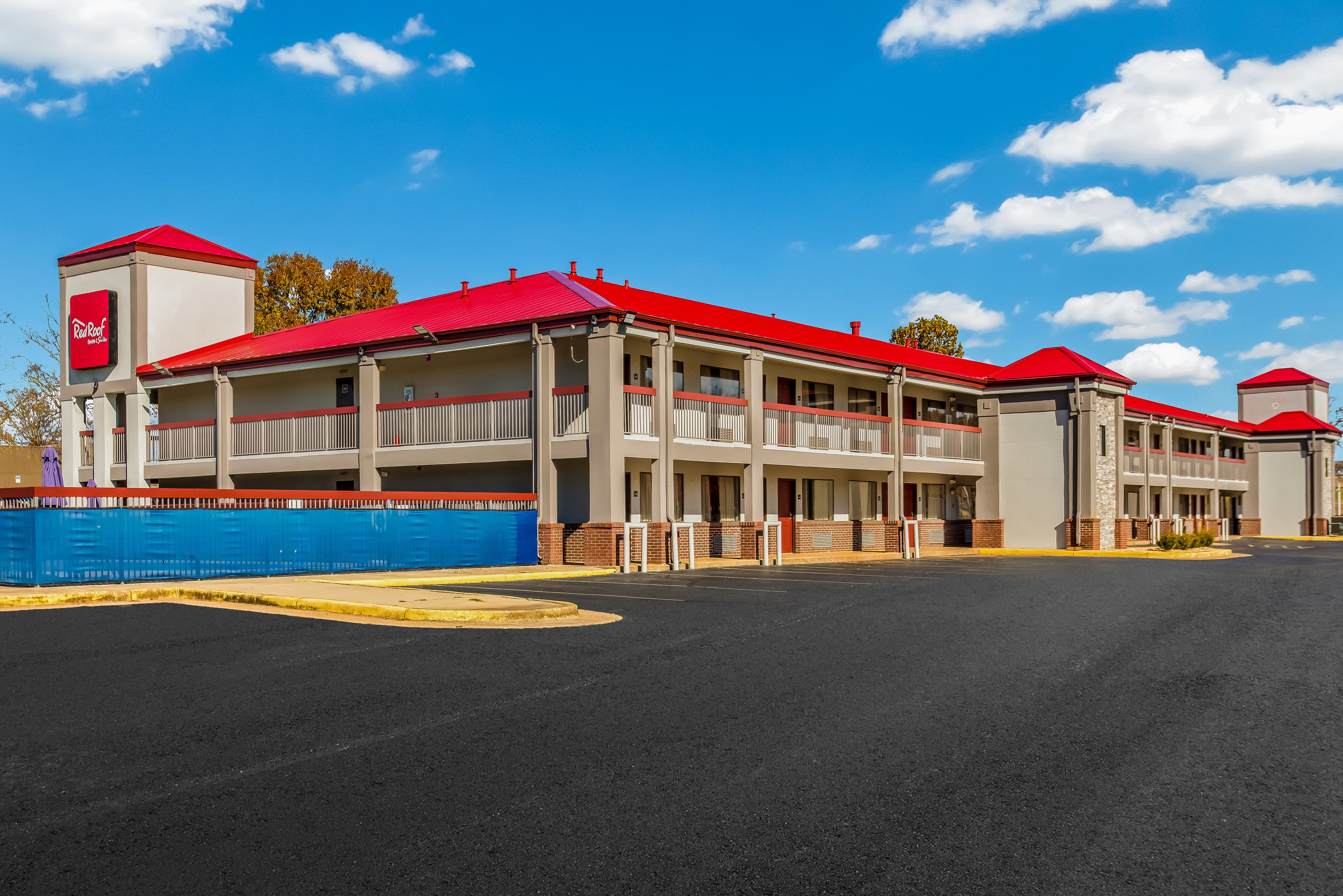 Red Roof Inn & Suites Athens, AL 3/15