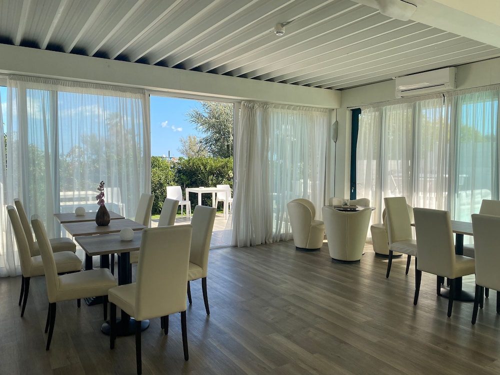 Hotel Aristeo 62/72