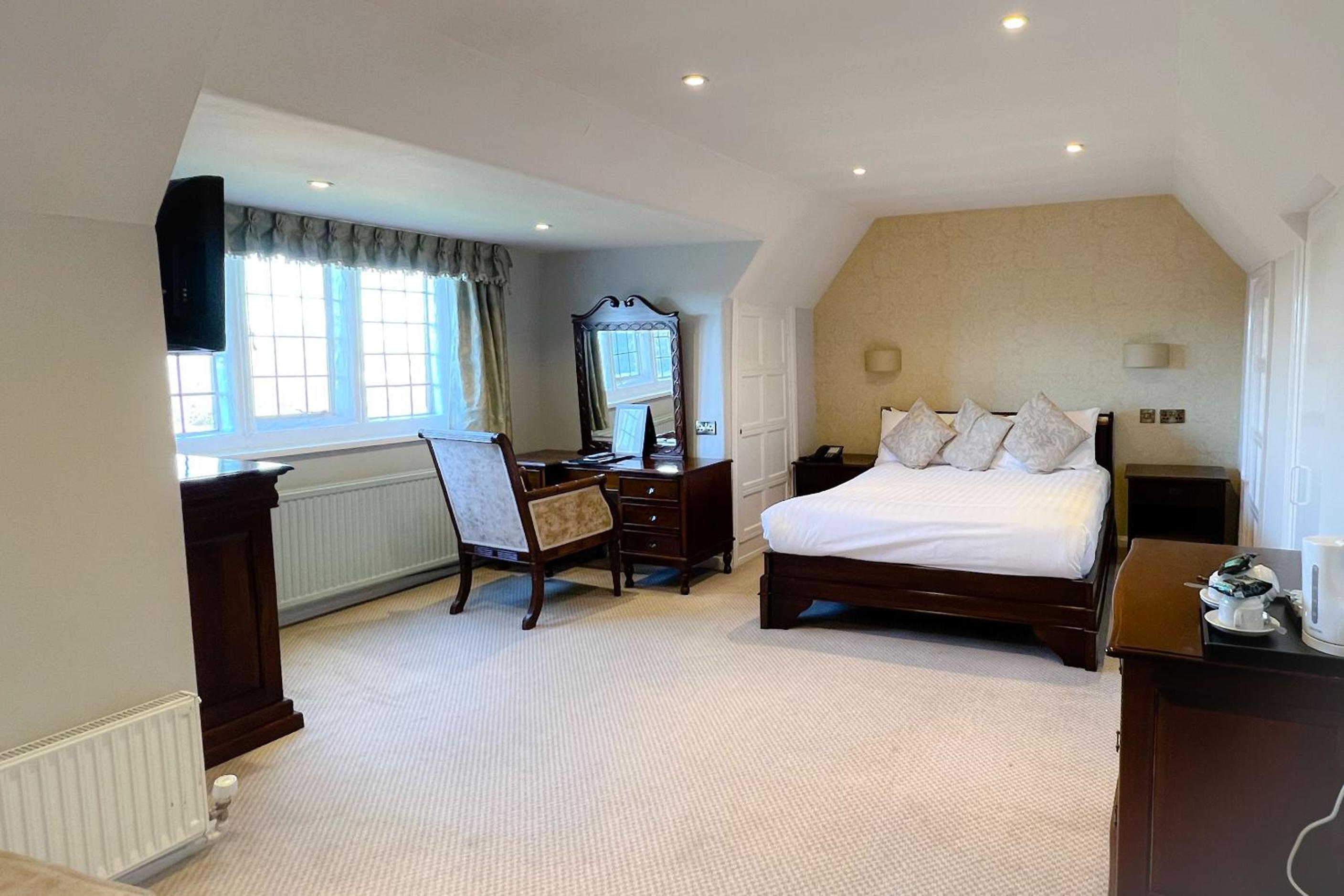 Superior, Family, 1 Double and 1 Single Bed