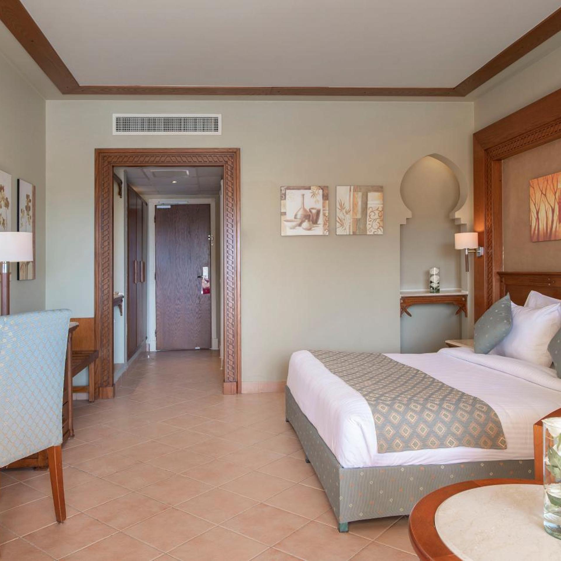 غرفة سوبيريور بإطلالة على المسبح، Charmillion Club Resort 2/7