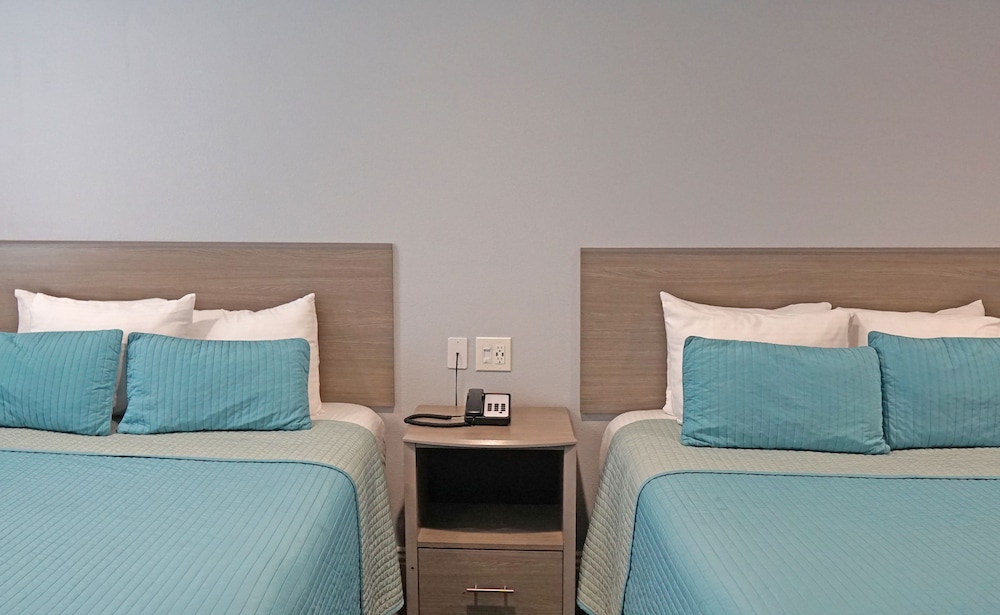 Surf City Inn 12/44