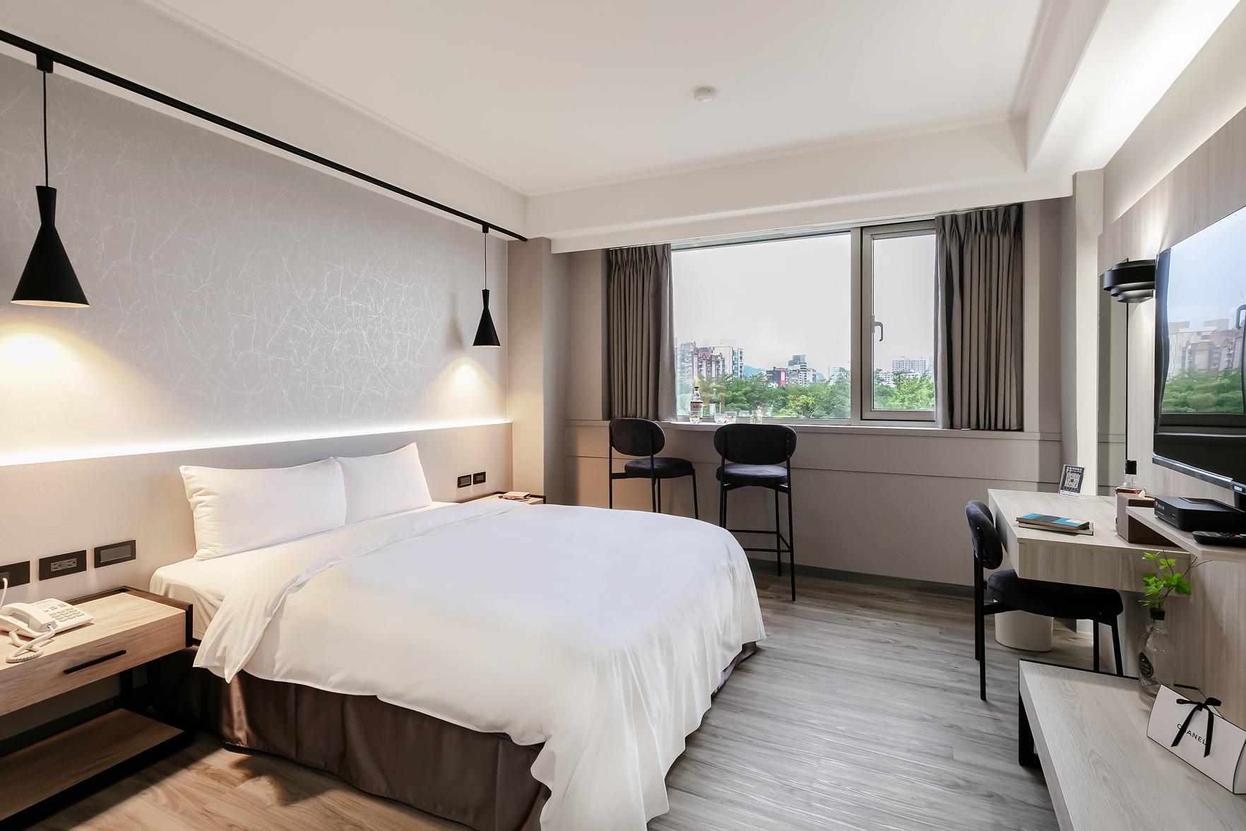 Room, Double Bed, Park View, No Parking