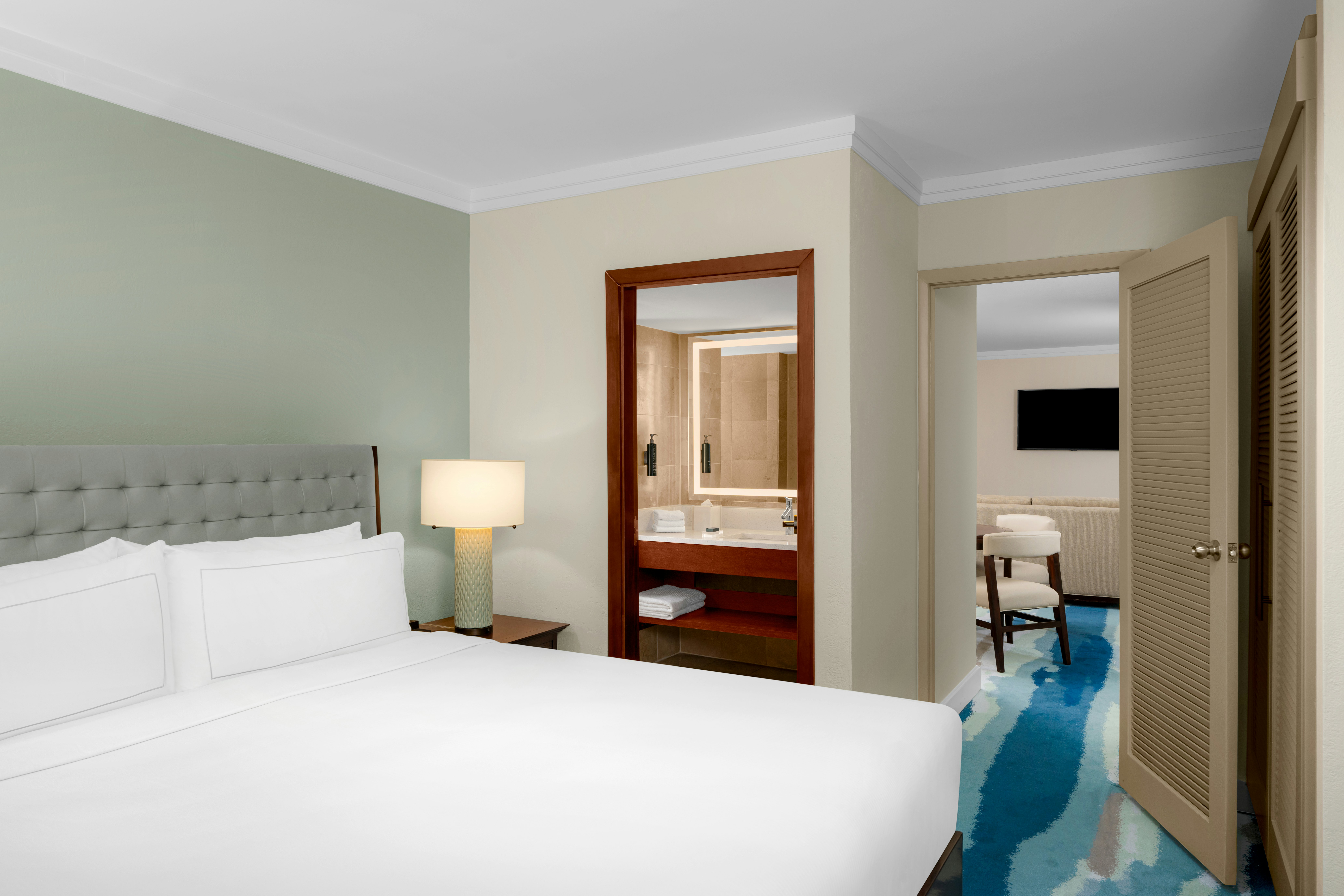 Suite, King Bed, Bonaire Tower