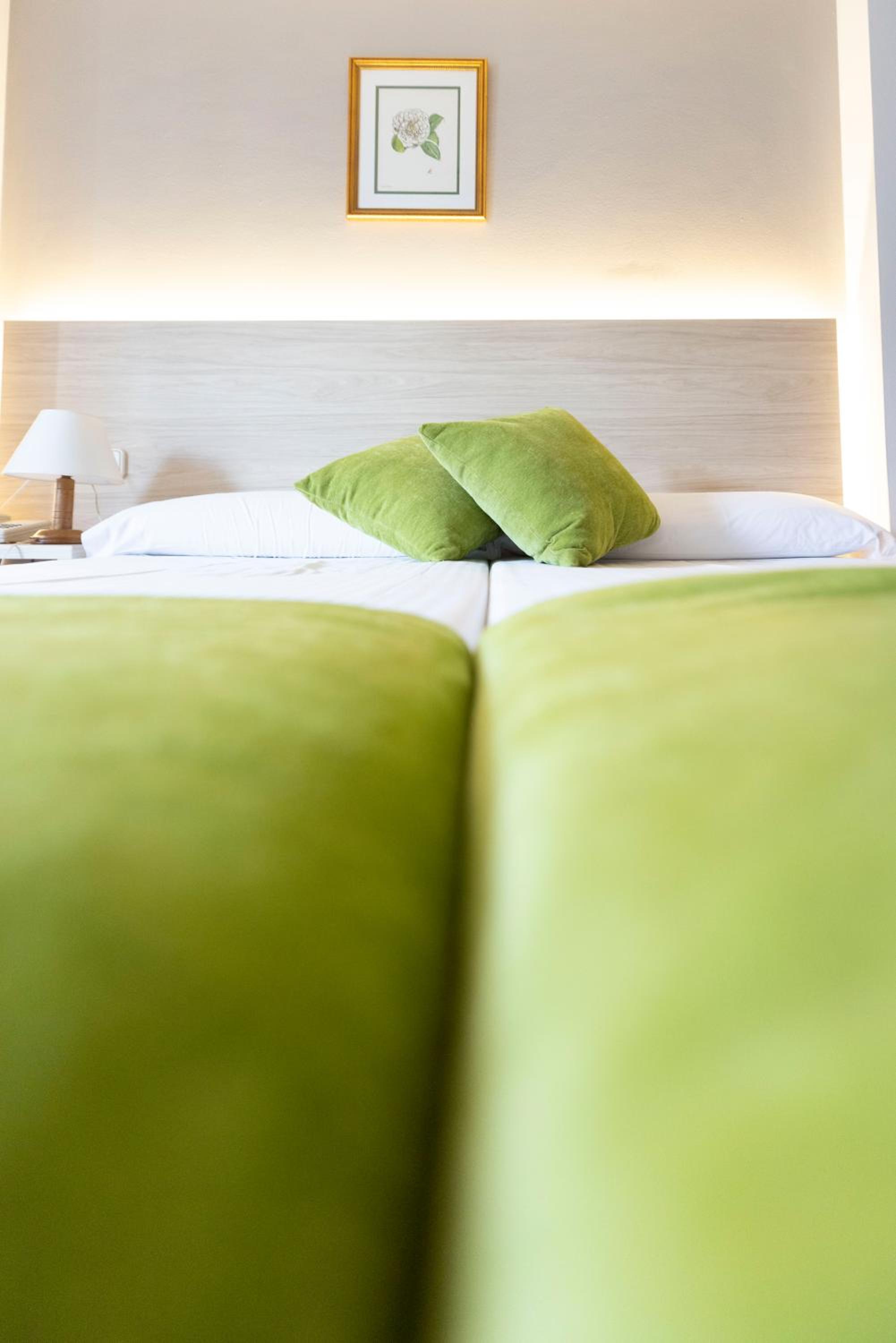 Hotel Madrid 27/50