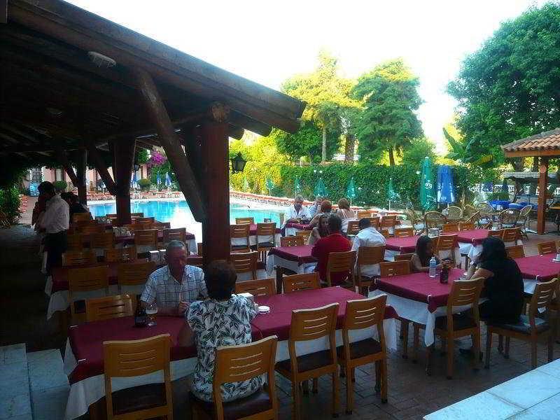 Gunes Hotel 13/22