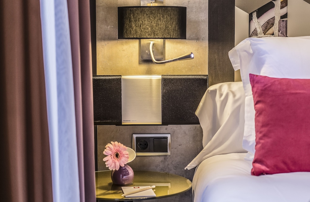 Leonardo Hotel Barcelona Las Ramblas 23/46