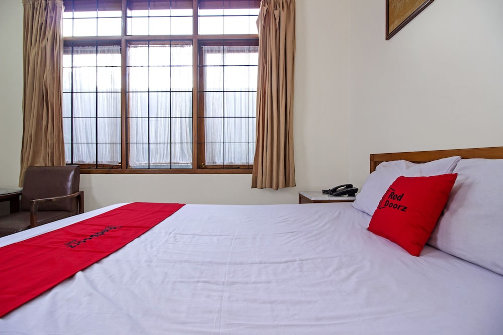 Reddoorz Plus Near Rumah Mode 9/41