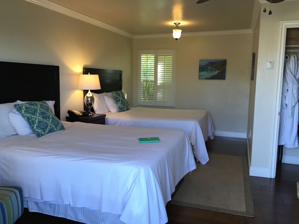 Beach Bungalow Inn and Suites 21/67