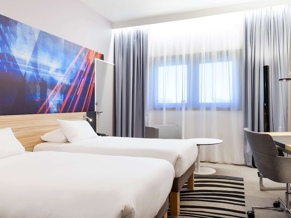 غرفة تنفيذية بسرير كينج، Novotel Tours Centre Gare 2/10