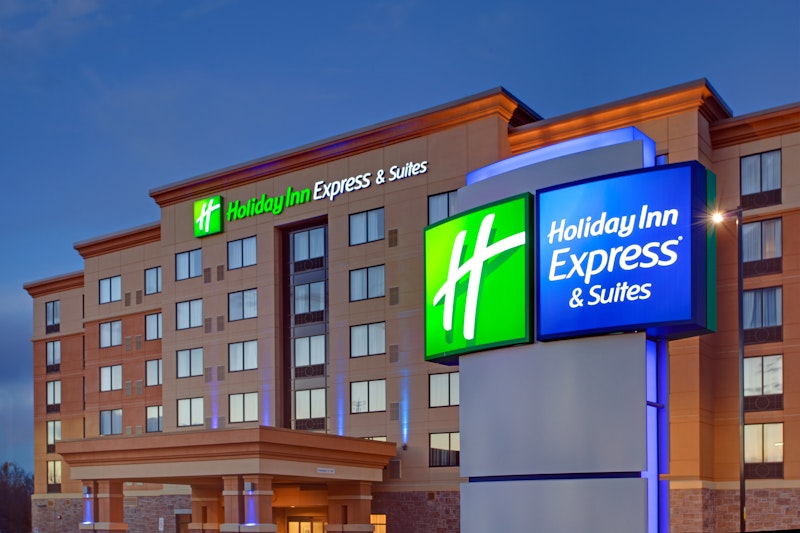 Holiday Inn Express Ottawa West Nepean 1/32