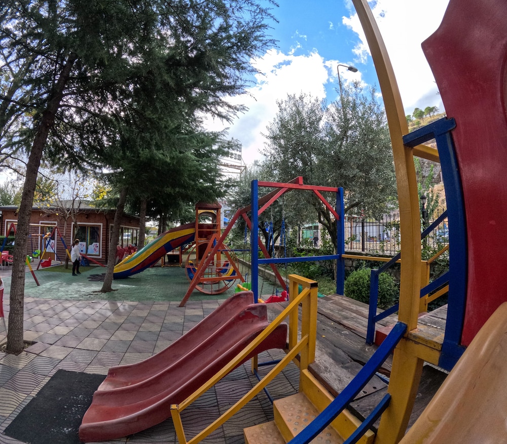 Buna Park Hotel Shkoder 35/50