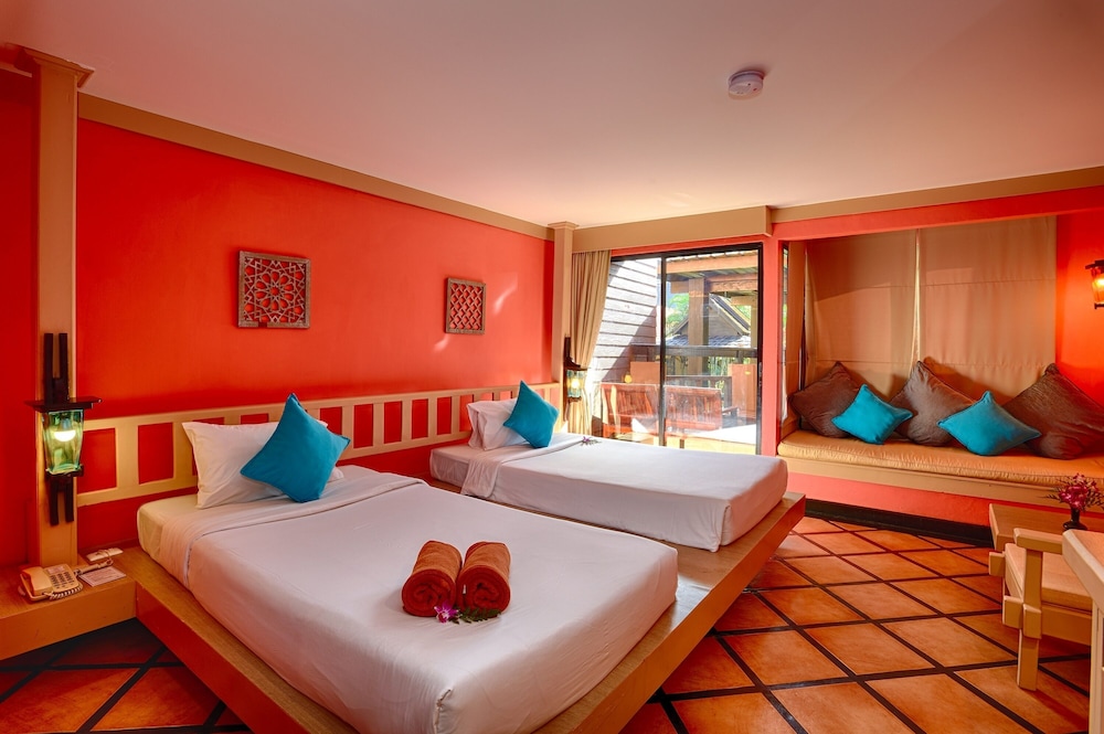 Phuket Island View Resort 39/76
