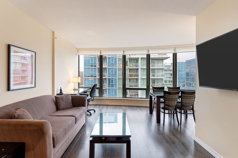 Executive Hotel Vancouver Airport 41/68