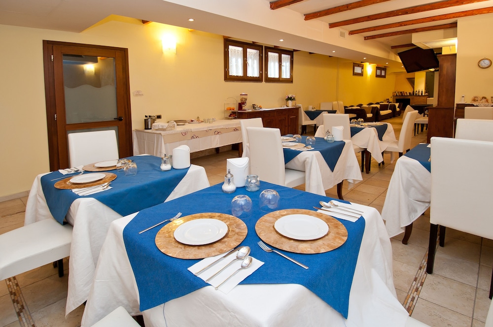 Gentarrubia - B&B 25/50