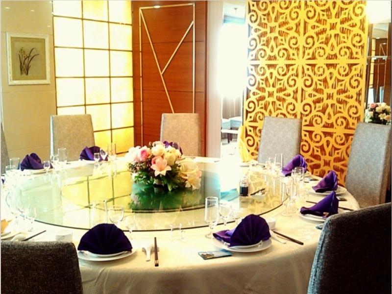 GreenTree Inn Jiuquan Century Plaza Hotel 20/68
