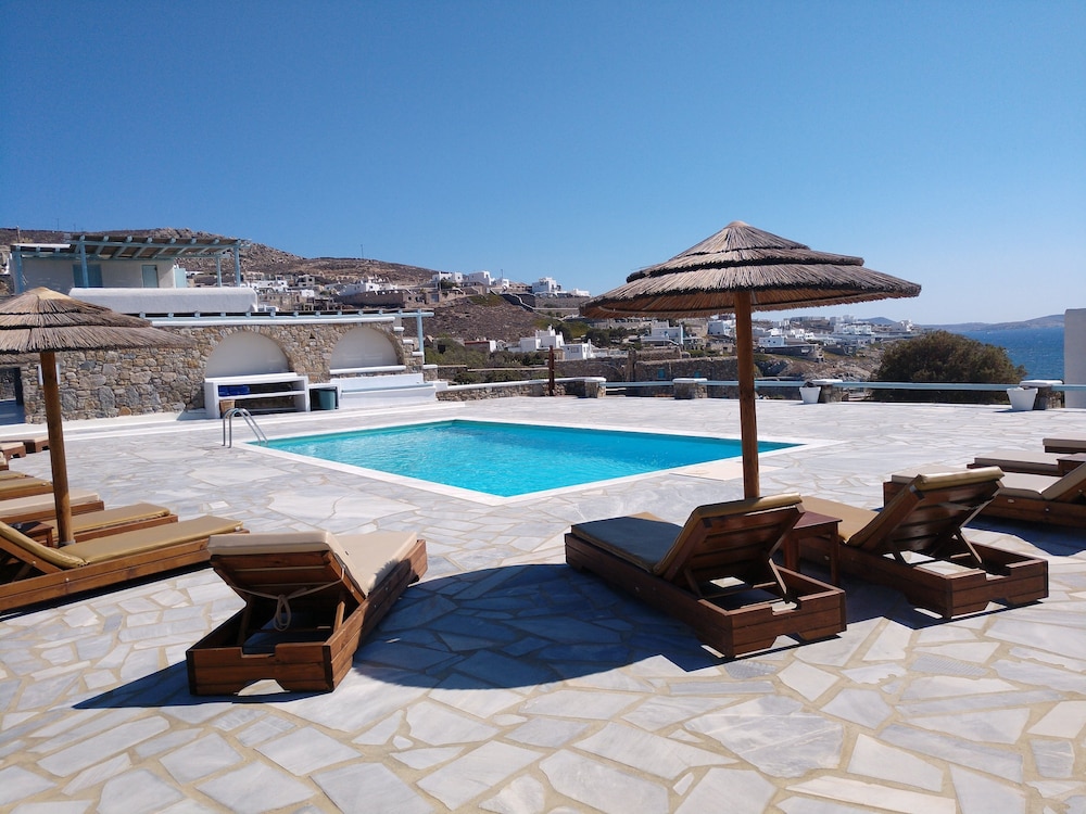 Sofia's Bungalows Mykonos 74/82