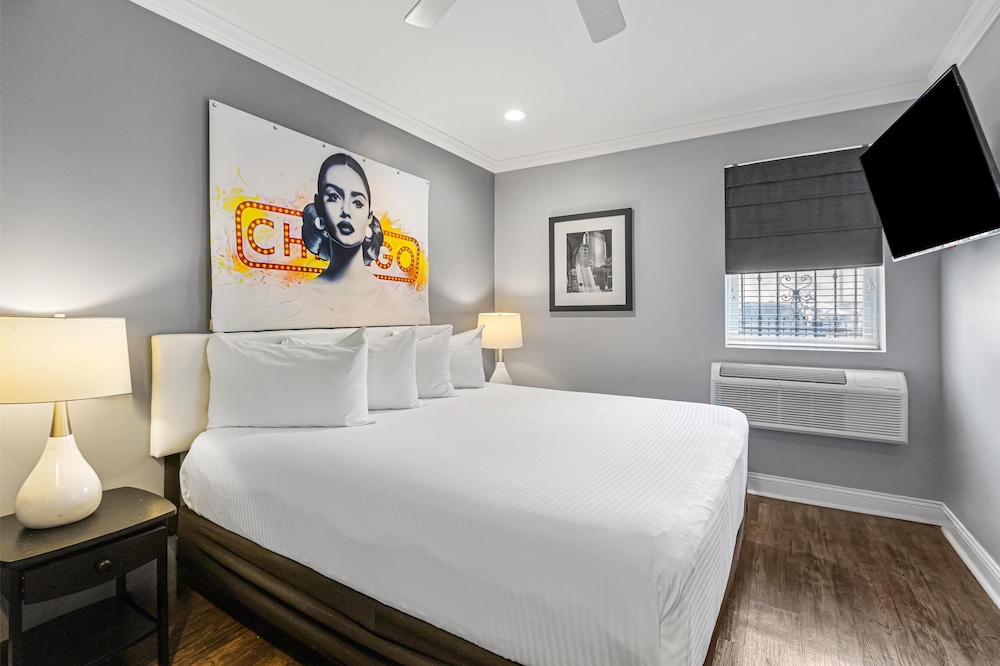 STANDARD, DOUBLE BED, ACCESSIBLE