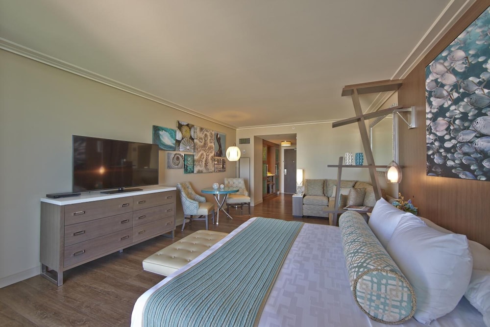 Opal Sands Resort 10/46