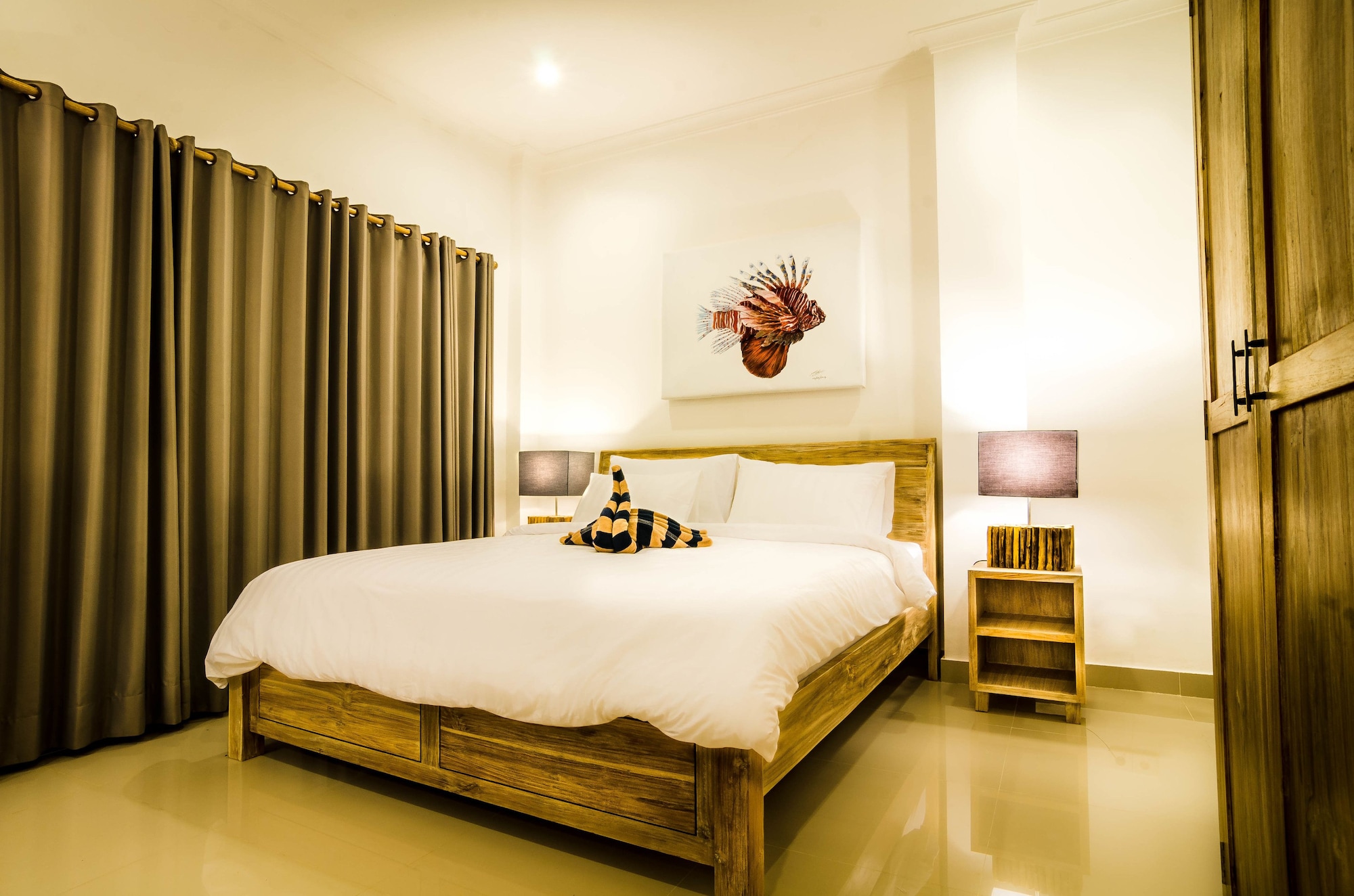 DELUXE, TWIN BEDS, TERRACE